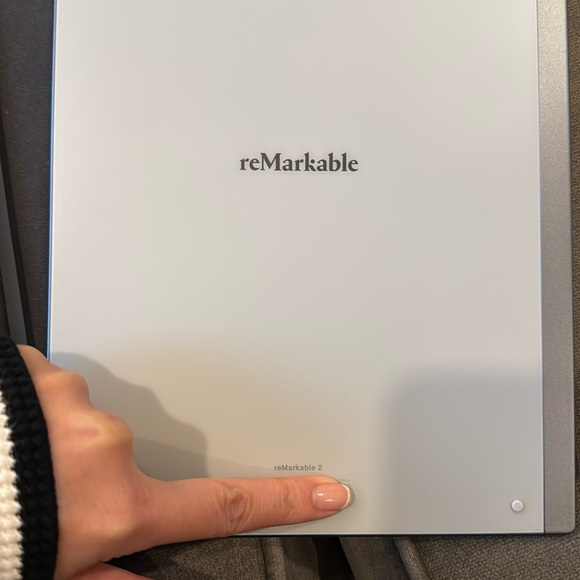 Remarkable 2 - Picture 6 of 12